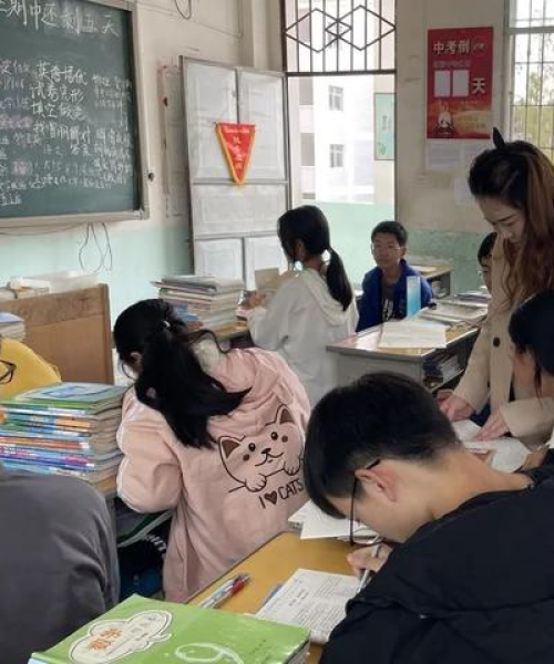 励志读书歌词摘抄，点亮人生灯塔——经典语录荟萃