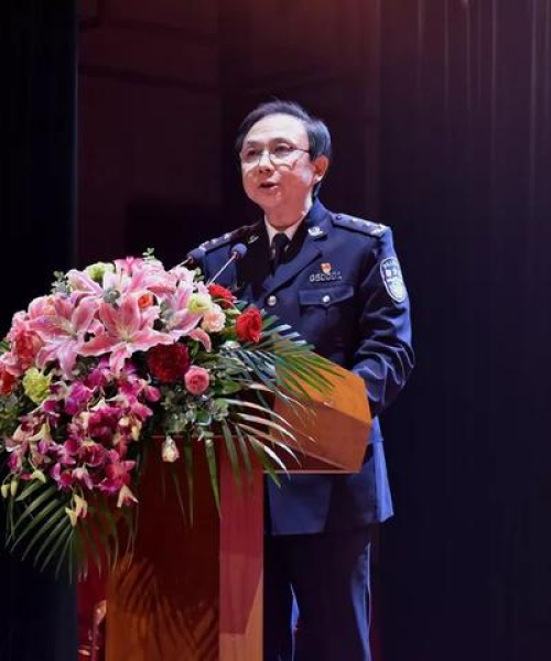 励志智慧源泉，名人经典名句助你砥砺前行
