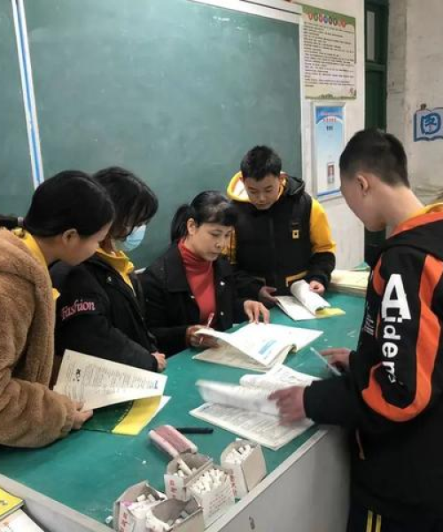 女人励志回忆语录，力量与智慧的瞬间闪光简记